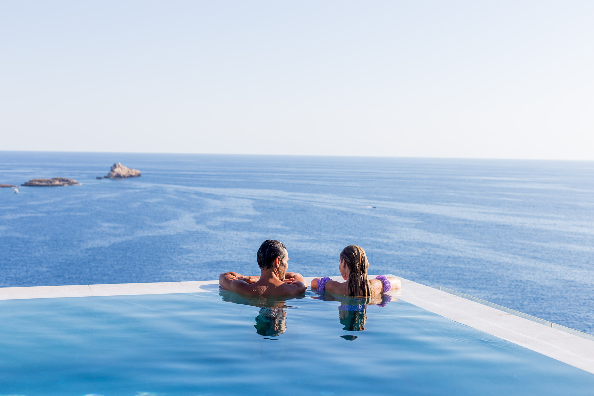 Excepcional villa en primera linea del mar frente a la reserva marina del Toro, junto a Port Adriano