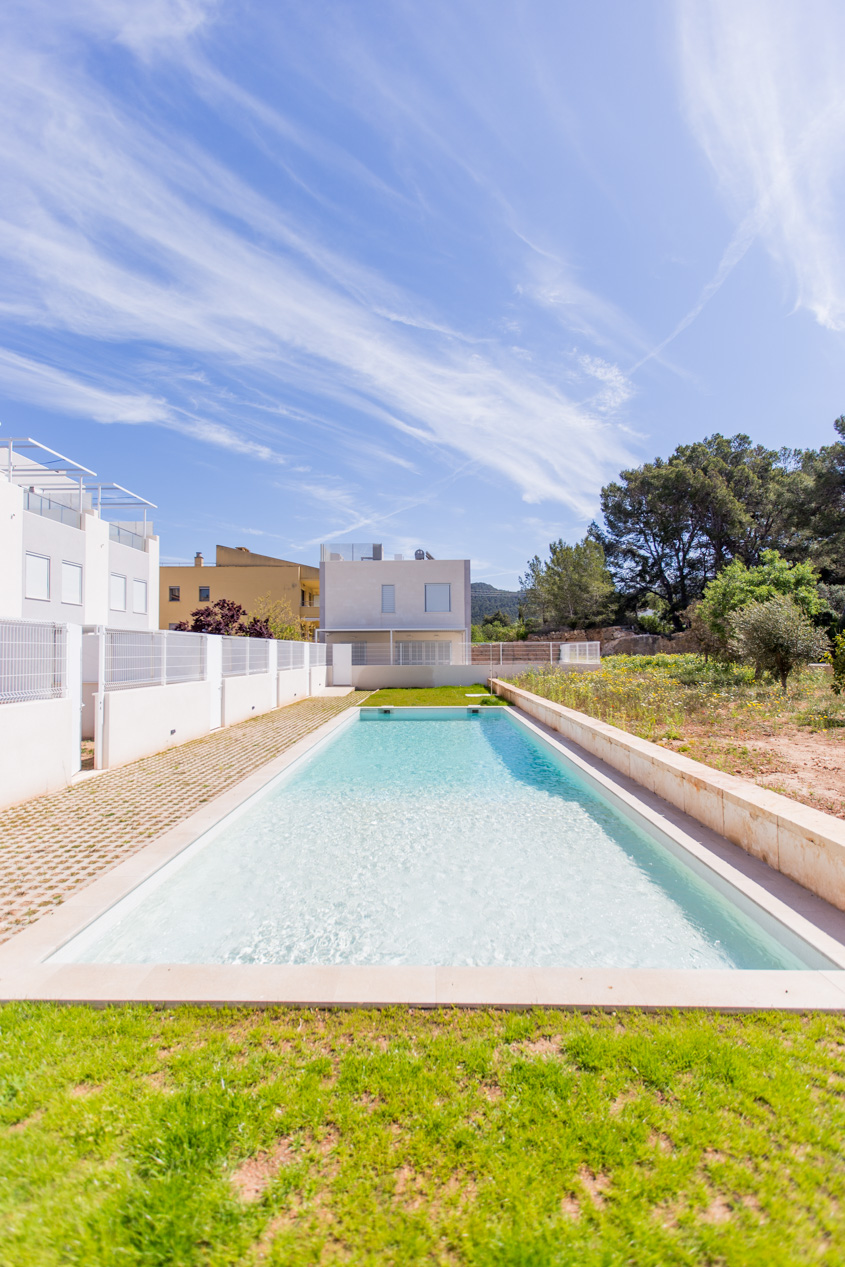 Adosado en alquiler en Puerto Andratx, distancia a pie de restaurantes.