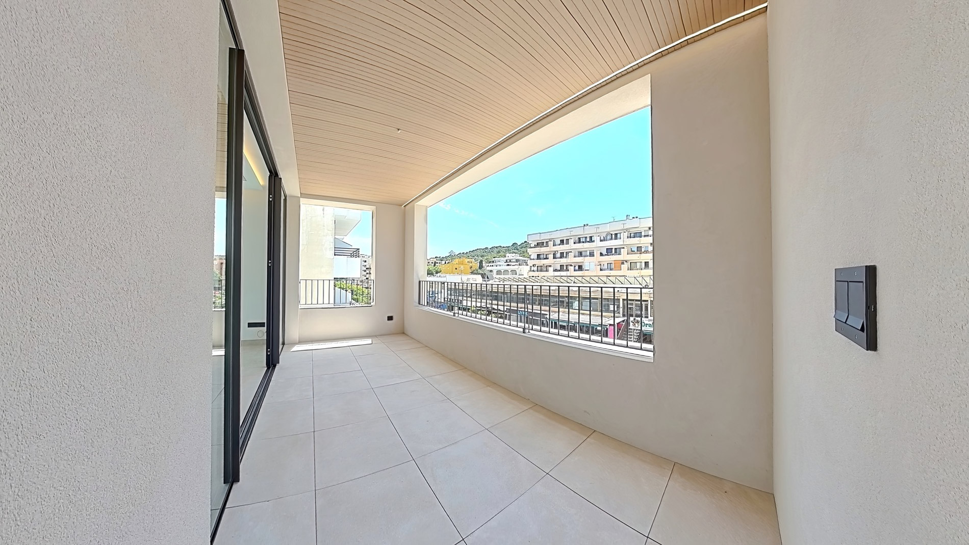 Primer piso con gran terraza en Son Armadams