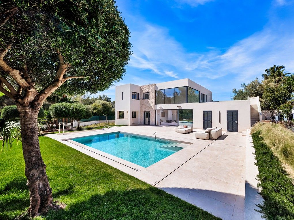 Villa espaciosa de nueva construcción en Nova Santa Ponsa
