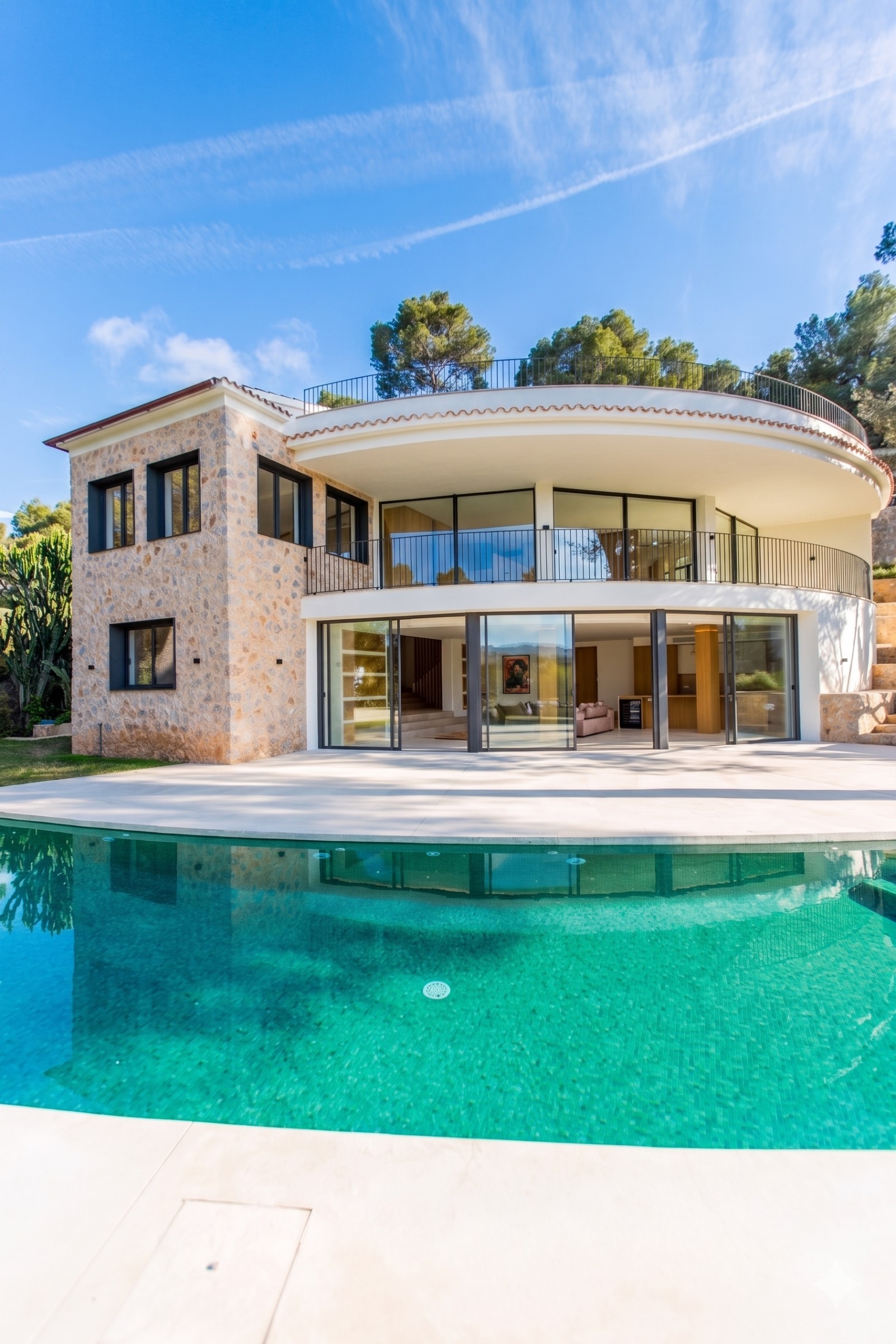 Villa contemporánea en Santa Ponsa, arquitectura, privacidad y estilo de vida mediterráneo cerca del mar